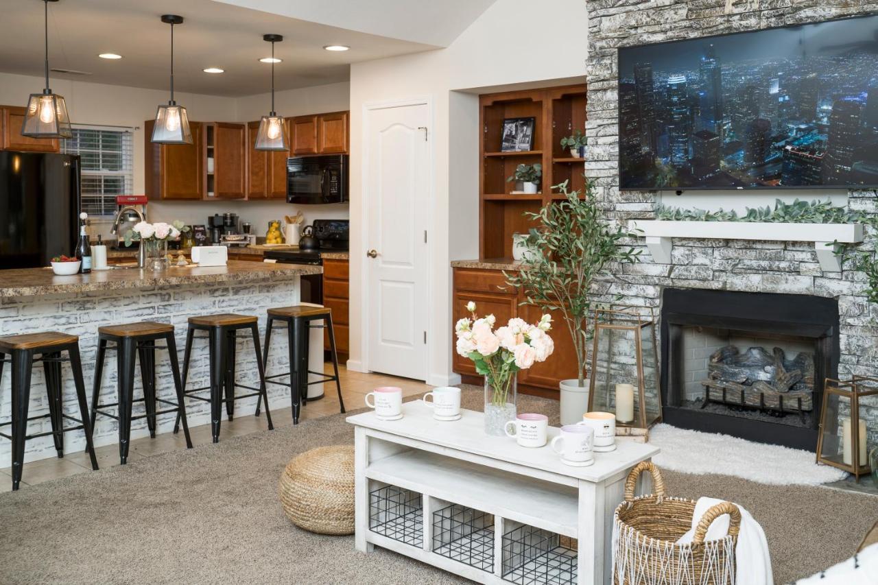 Luxe Quiet Townhouse W/Parking/Pool/By Dollywood Villa Pigeon Forge Ngoại thất bức ảnh